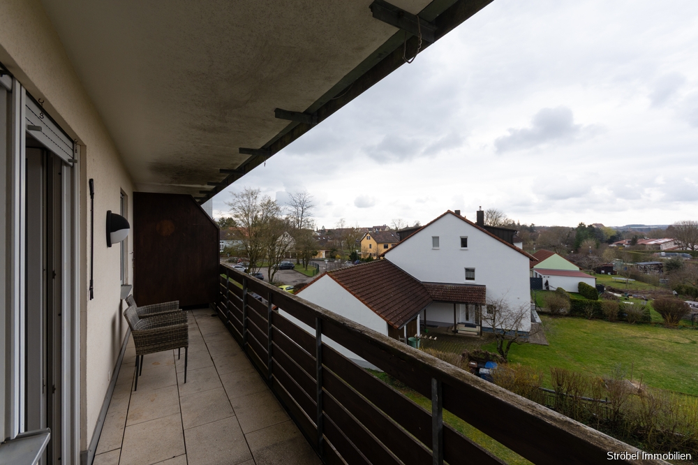 helle 2-Zimmerwohnung inkl. Kfz-Stellplatz in Rothenburg zu verkaufen, 91541 Rothenburg ob der Tauber, Etagenwohnung