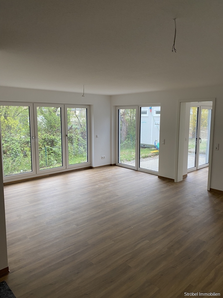 Moderne 3-Zimmerwohnung inkl. Stellplatz ab 01. Juli 2026 zu vermieten – Erstbezug, 97215 Uffenheim, Erdgeschosswohnung
